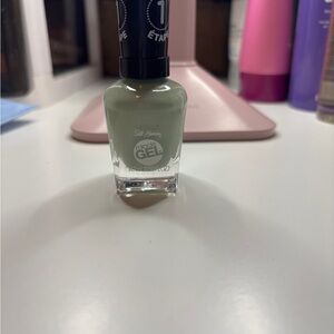 Sally Hansen Miracle Gel Nail Polish- Lookin Fly for a Cacti
